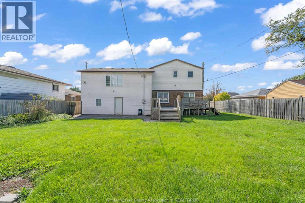 2416 Mercer Street, Windsor, Ontario  N8X 3R5 - Photo 9 - 26022474
