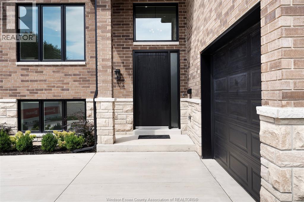 3838 Ronald Ave, Windsor, Ontario  N9G 1N3 - Photo 4 - 26022472