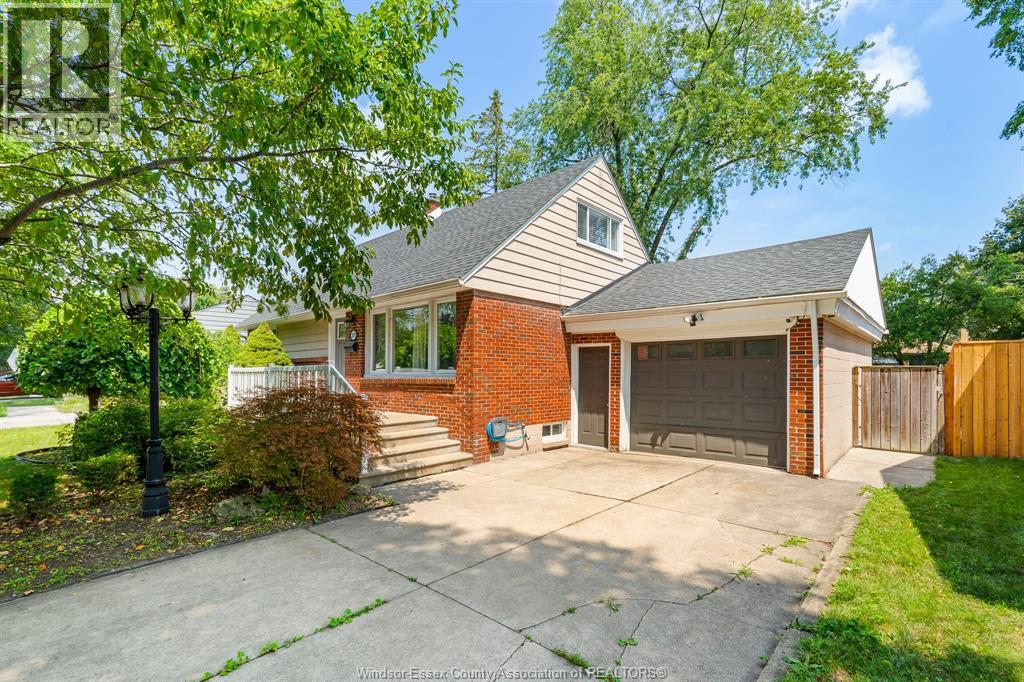 3070 DANDURAND, Windsor, Ontario