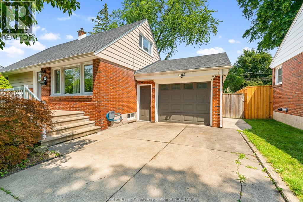 3070 Dandurand, Windsor, Ontario  N9E 2E6 - Photo 2 - 26022469