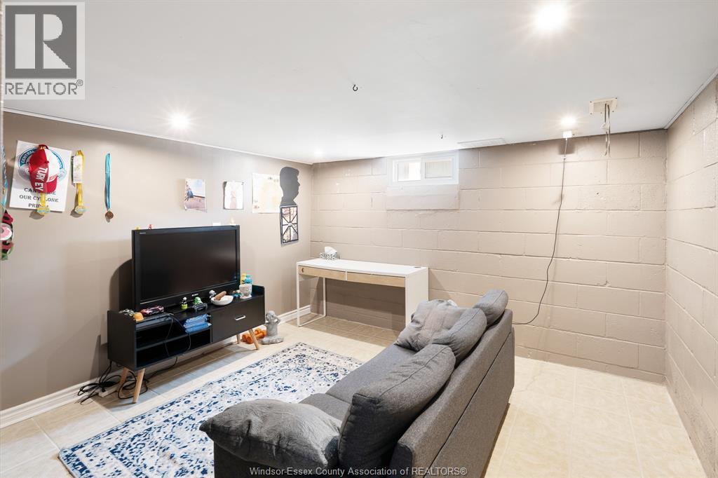 3070 Dandurand, Windsor, Ontario  N9E 2E6 - Photo 22 - 26022469
