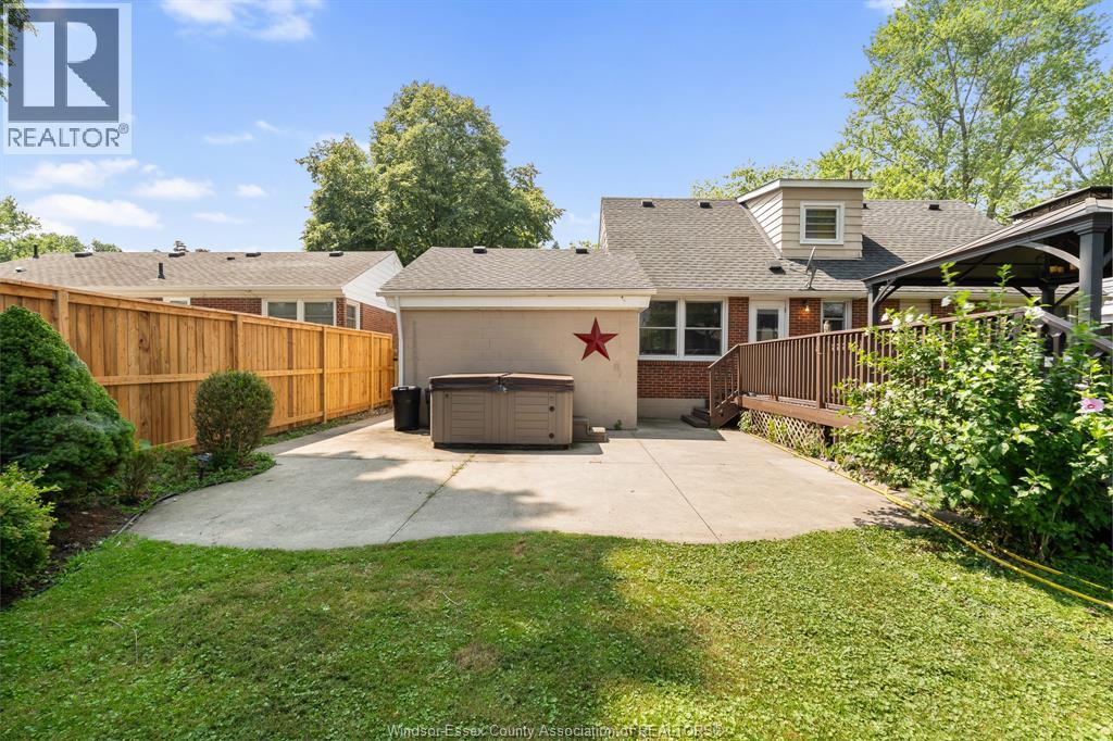 3070 Dandurand, Windsor, Ontario  N9E 2E6 - Photo 37 - 26022469