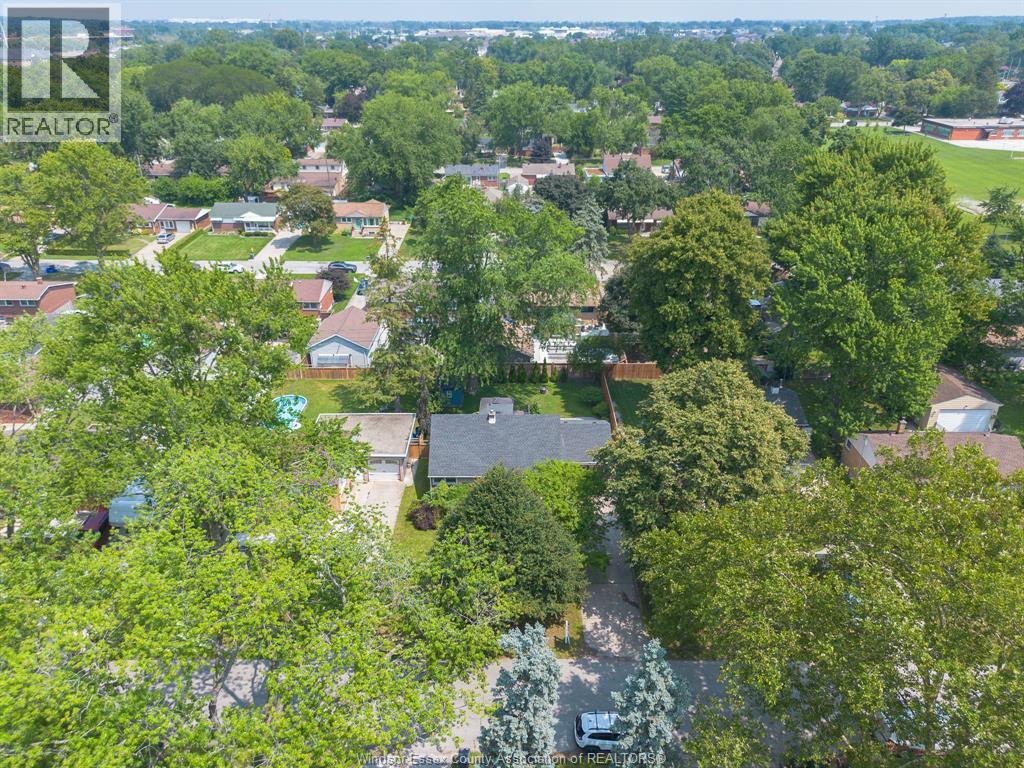 3070 Dandurand, Windsor, Ontario  N9E 2E6 - Photo 45 - 26022469