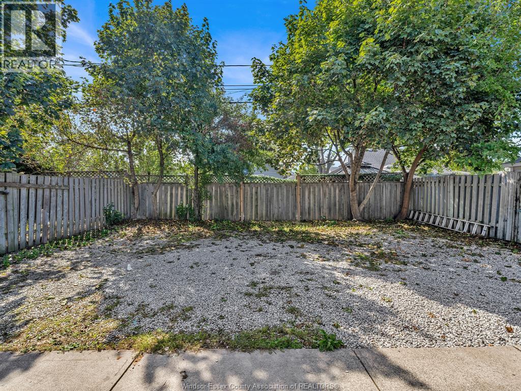 1623 Drouillard, Windsor, Ontario  N8Y 2S4 - Photo 6 - 26022438