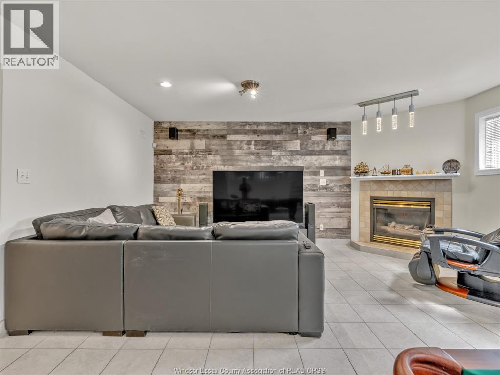 4690 Jessica Way, Windsor, Ontario  N9G 2S4 - Photo 30 - 26022437