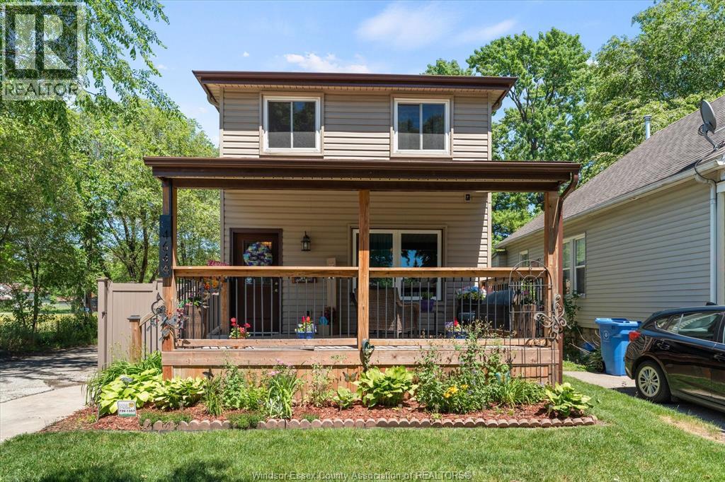 464 Oak, Windsor, Ontario  N9A 5E6 - Photo 1 - 26022510