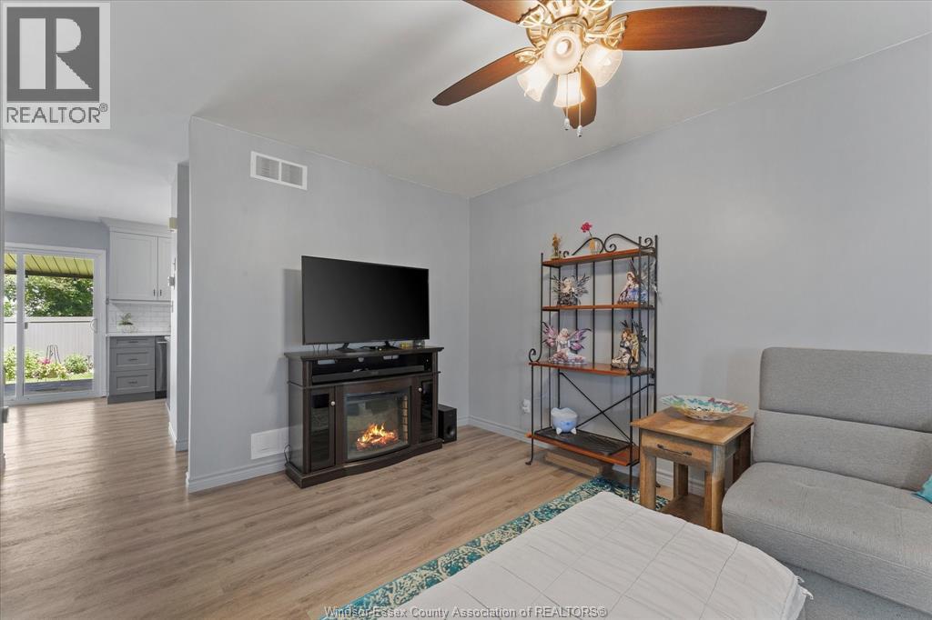 464 Oak, Windsor, Ontario  N9A 5E6 - Photo 12 - 26022510