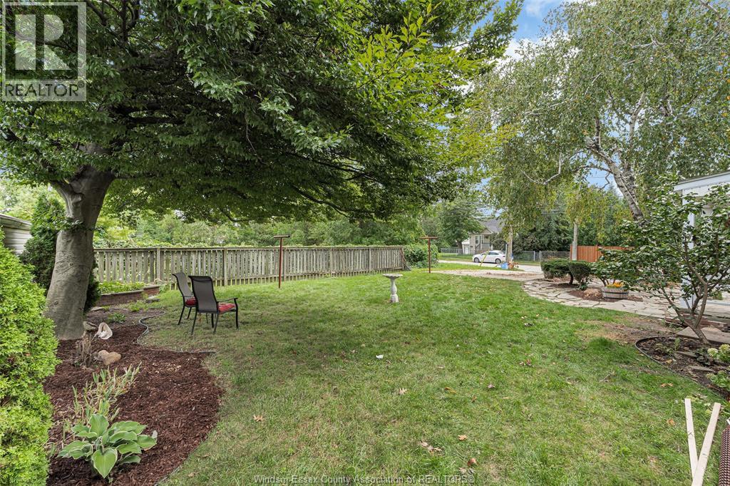 2494 Buckingham, Windsor, Ontario  N8T 2B5 - Photo 7 - 26022417