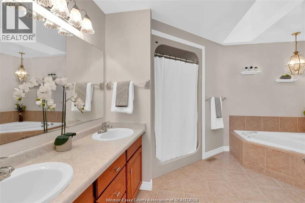 831 Lawndale, Kingsville, Ontario  N9Y 3S5 - Photo 16 - 26022309