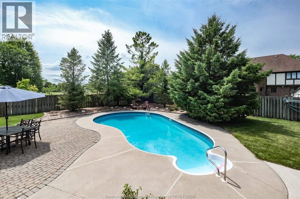 1747 Chornoby Crescent, Tecumseh, Ontario  N8N 5A1 - Photo 37 - 26022532