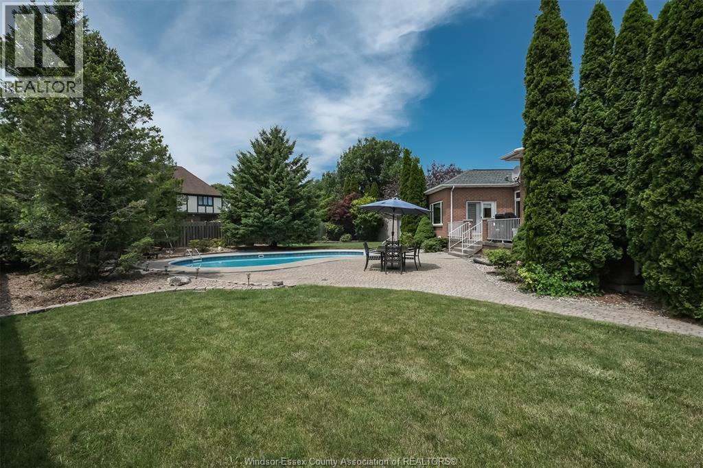 1747 Chornoby Crescent, Tecumseh, Ontario  N8N 5A1 - Photo 41 - 26022532