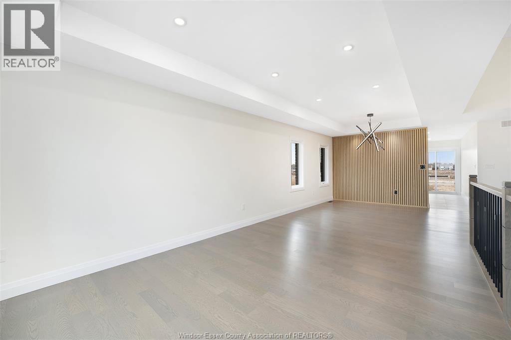 2410 Partington, Windsor, Ontario  N9E 0A8 - Photo 6 - 26022515