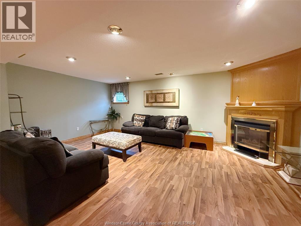 546 Compton Court, Windsor, Ontario  N9H 4P7 - Photo 15 - 26022539