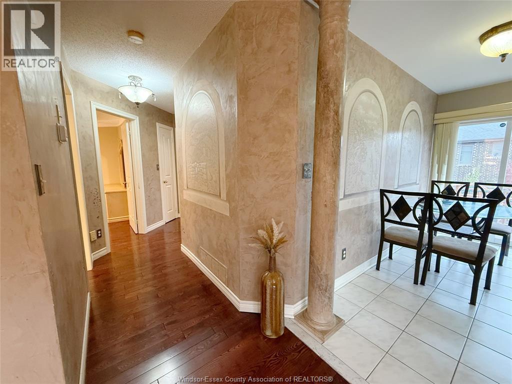 546 Compton Court, Windsor, Ontario  N9H 4P7 - Photo 18 - 26022539