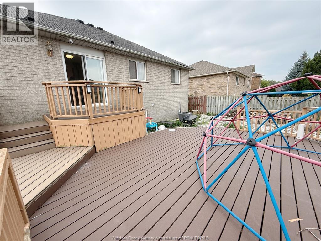 546 Compton Court, Windsor, Ontario  N9H 4P7 - Photo 21 - 26022539