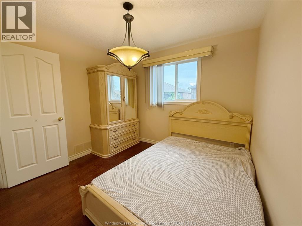546 Compton Court, Windsor, Ontario  N9H 4P7 - Photo 7 - 26022539