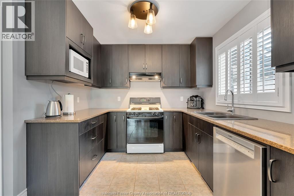 65 Fairway Crescent Unit# 4, Amherstburg, Ontario  N9V 3T7 - Photo 11 - 26022526