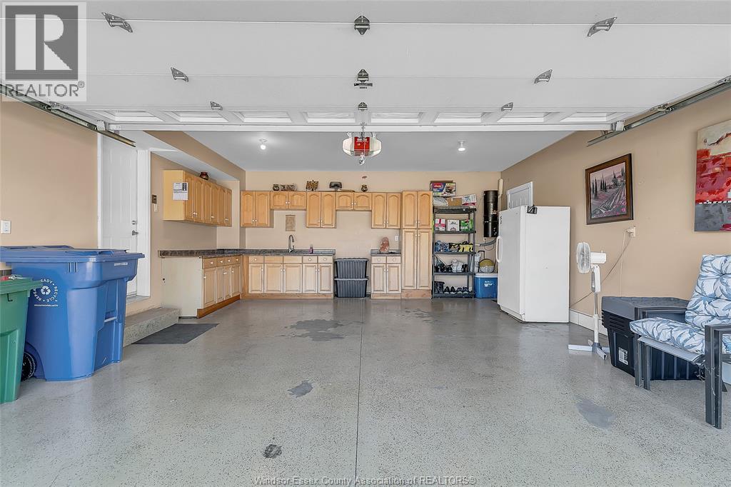 1377 Girard Drive, Lakeshore, Ontario  N0R 1A0 - Photo 38 - 26022519