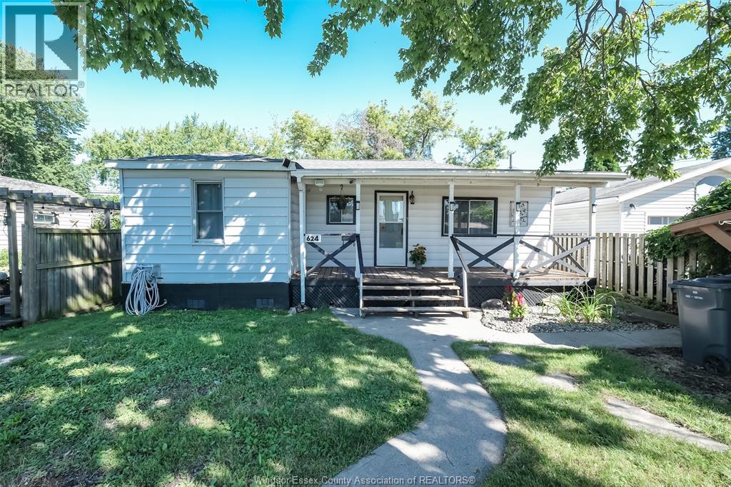 624 CHARLES, Windsor, Ontario