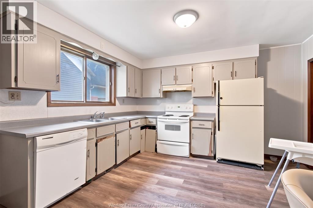 377 Parent, Windsor, Ontario  N9A 2B7 - Photo 14 - 26022529