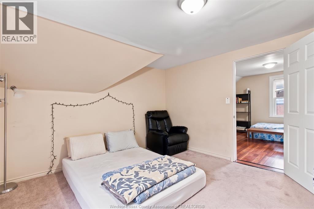 377 Parent, Windsor, Ontario  N9A 2B7 - Photo 28 - 26022529