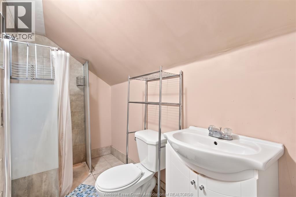 377 Parent, Windsor, Ontario  N9A 2B7 - Photo 29 - 26022529