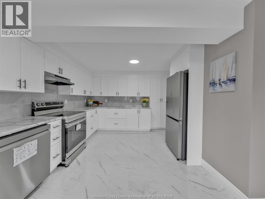 677 Marentette Unit# Main, Windsor, Ontario  N9A 1Z3 - Photo 12 - 26022457