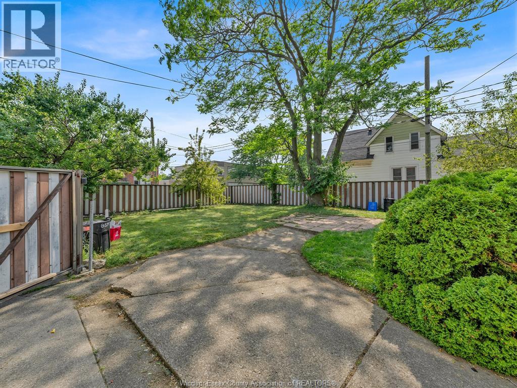 677 Marentette Unit# Main, Windsor, Ontario  N9A 1Z3 - Photo 24 - 26022457