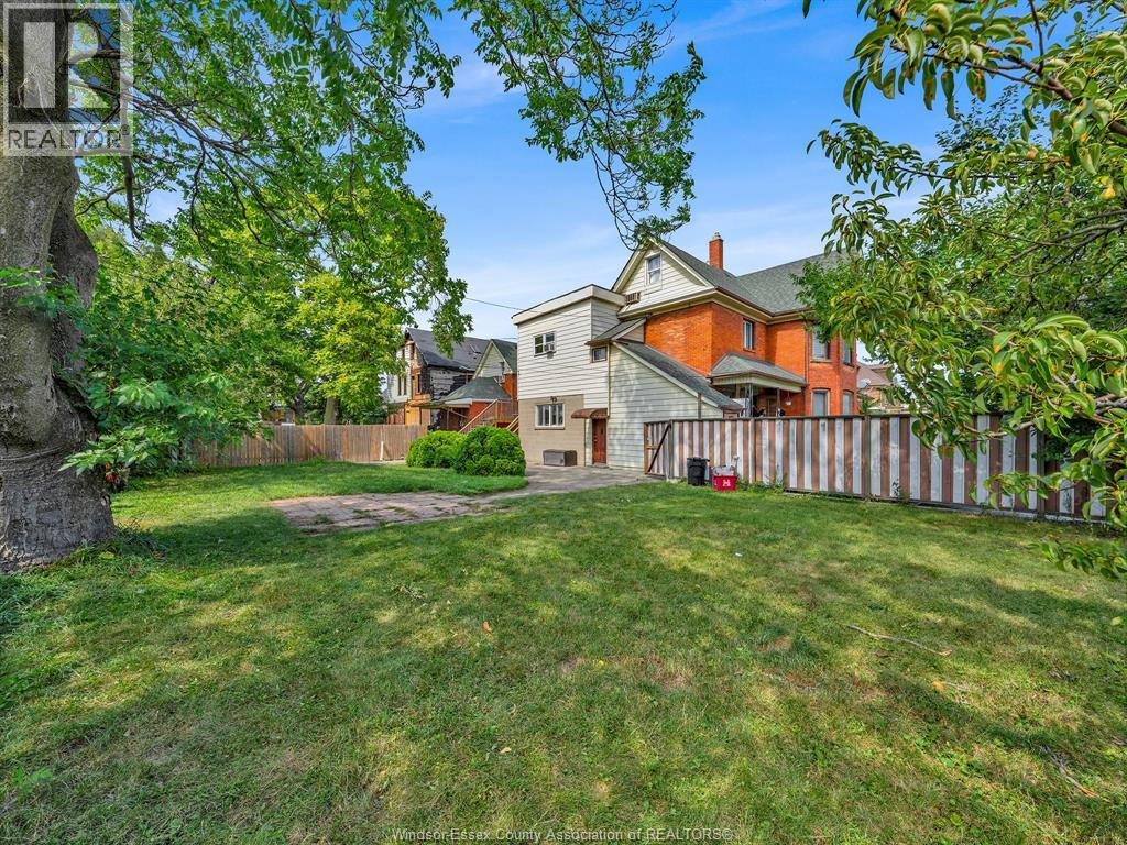 677 Marentette Unit# Main, Windsor, Ontario  N9A 1Z3 - Photo 25 - 26022457