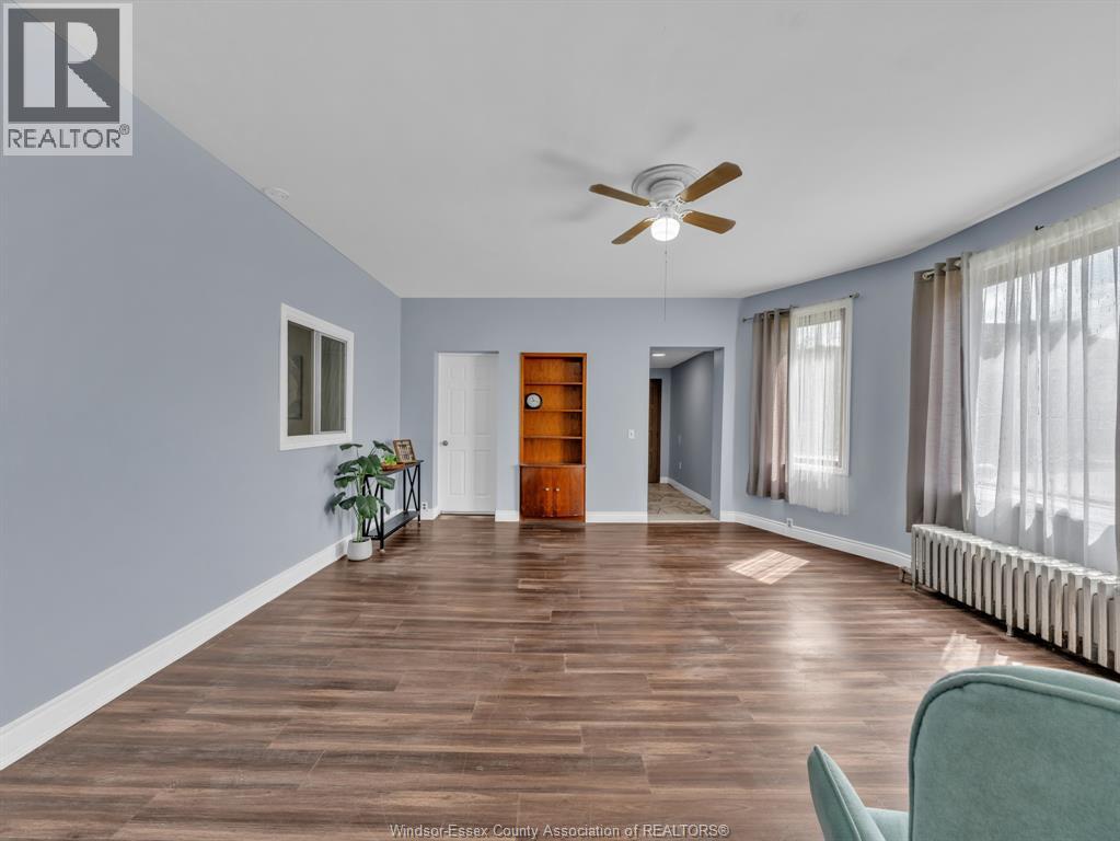 677 Marentette Unit# Main, Windsor, Ontario  N9A 1Z3 - Photo 5 - 26022457
