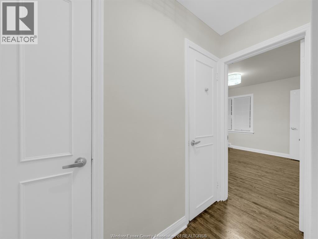 2584 Chilver, Windsor, Ontario  N8W 2V9 - Photo 14 - 26022549