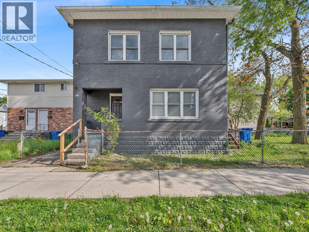 669 Park, Windsor, Ontario