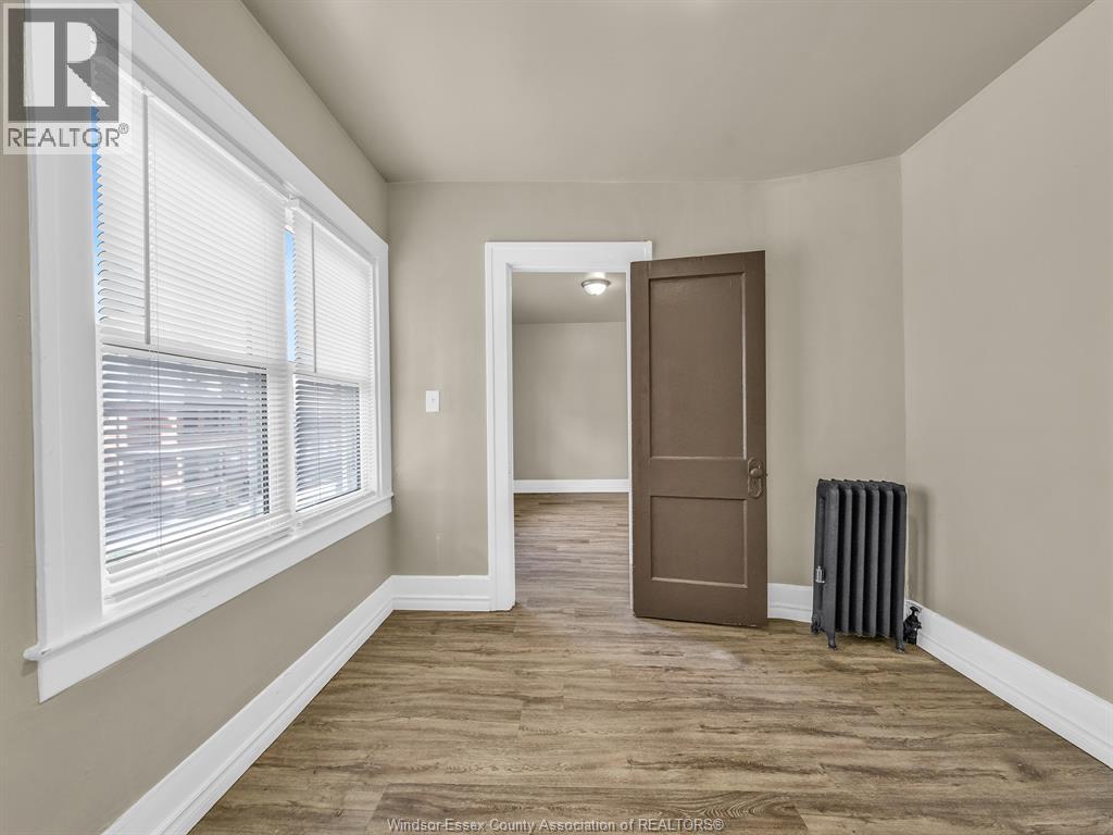 669 Park, Windsor, Ontario  N9A 5V7 - Photo 9 - 26022435