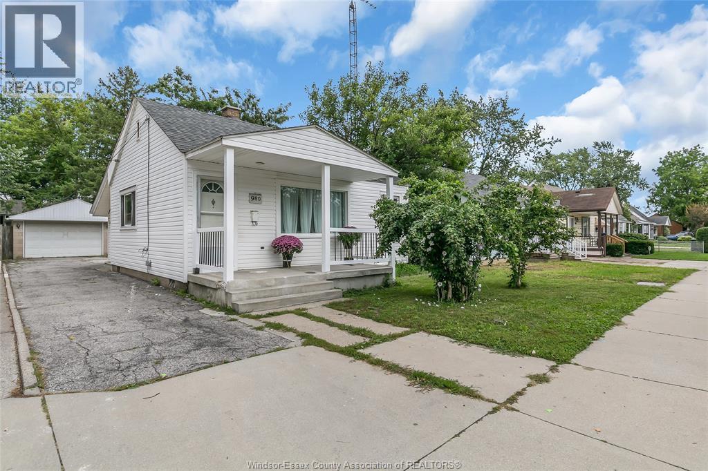 980 Partington Avenue, Windsor, Ontario  N9B 2P2 - Photo 2 - 26022531