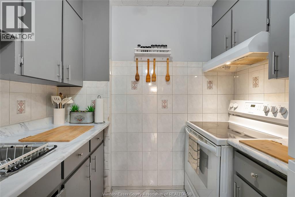 6639 Thornberry, Windsor, Ontario  N8T 3A6 - Photo 10 - 26022480