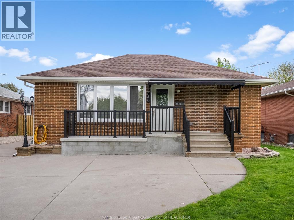 840 ROSSINI BOULEVARD, Windsor, Ontario