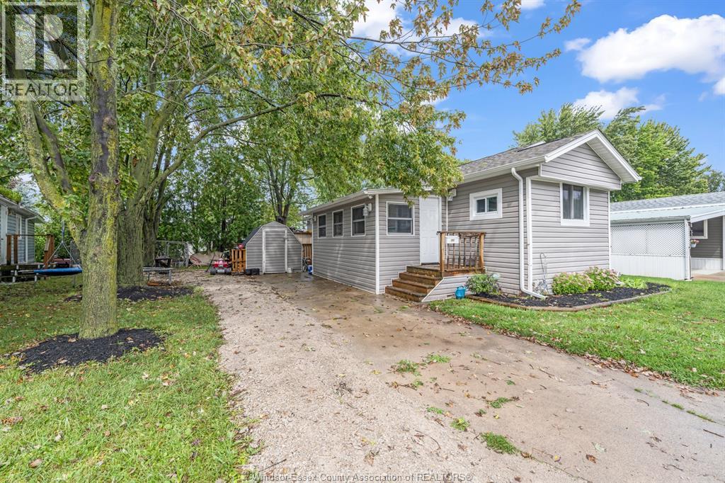 152 Dana Drive, Essex, Ontario  N8M 2A5 - Photo 5 - 26022554