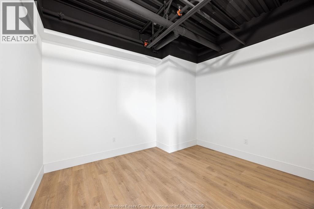 3850 Dougall Unit# 207, Windsor, Ontario  N9G 1X2 - Photo 7 - 26022459
