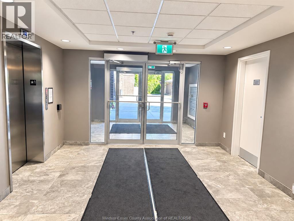 5840 Newman Boulevard Unit# 306, Lasalle, Ontario  N9J 0E3 - Photo 3 - 26022564