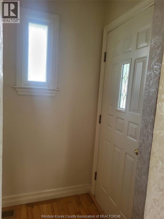 591 Charlotte, Windsor, Ontario  N8X 3A4 - Photo 13 - 26022572