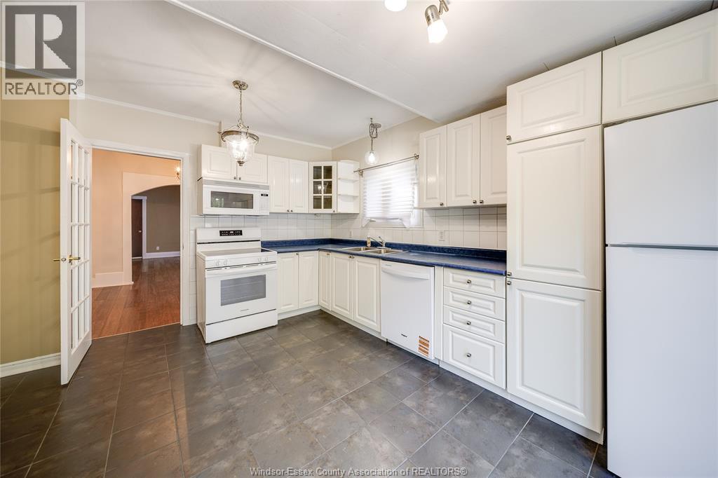 2024 Ottawa Street Unit# Back, Windsor, Ontario  N8Y 1R7 - Photo 16 - 26022567