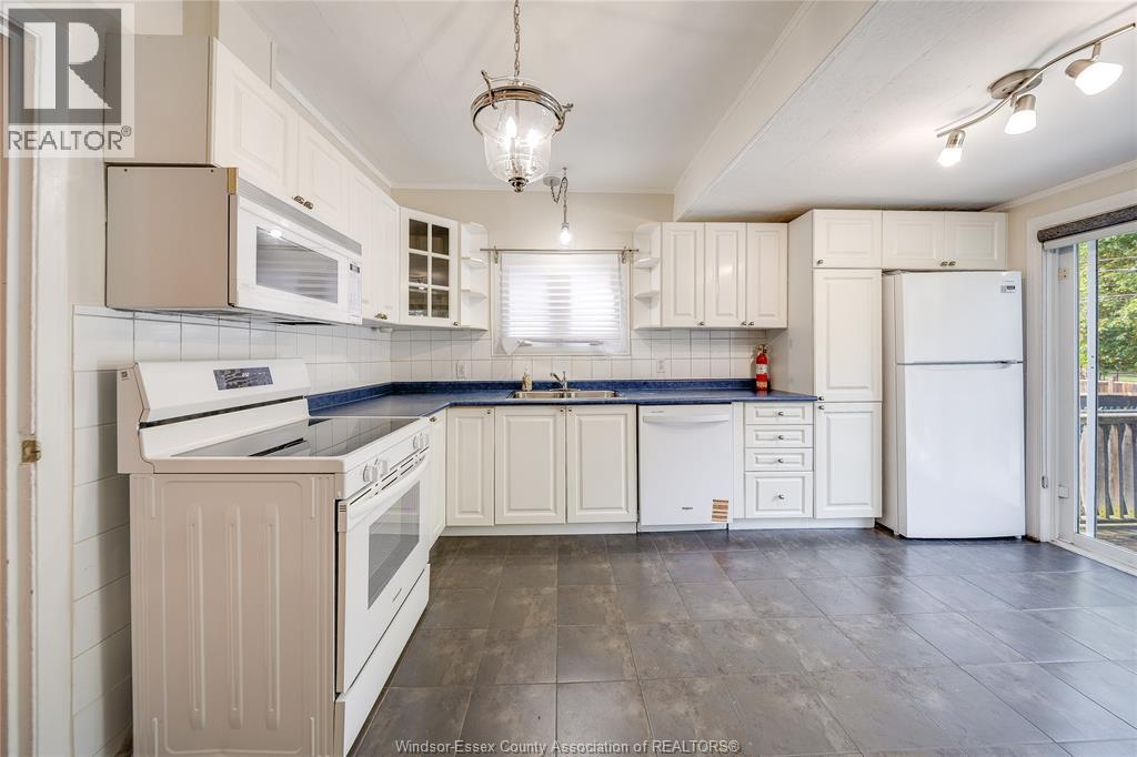 2024 Ottawa Street Unit# Back, Windsor, Ontario  N8Y 1R7 - Photo 18 - 26022567