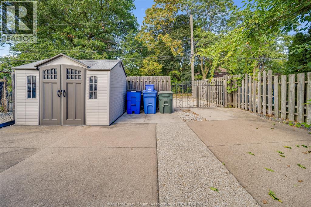 2024 Ottawa Street Unit# Back, Windsor, Ontario  N8Y 1R7 - Photo 4 - 26022567