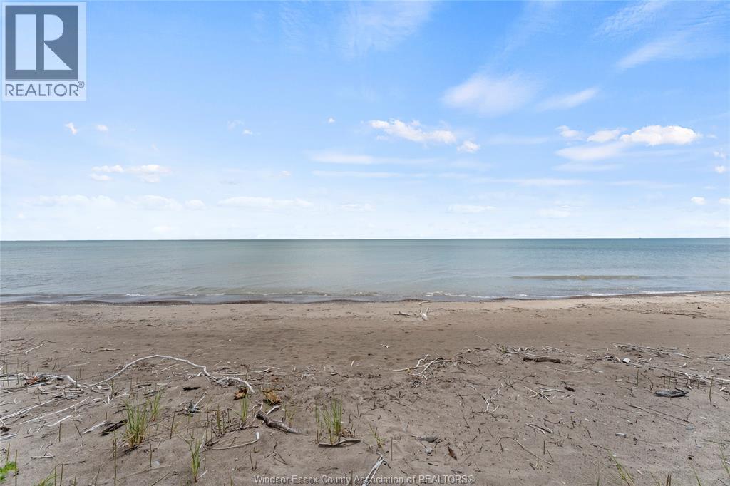 17520 Lakeshore Road, Rondeau Park, Ontario  N0P 1X0 - Photo 40 - 26022512