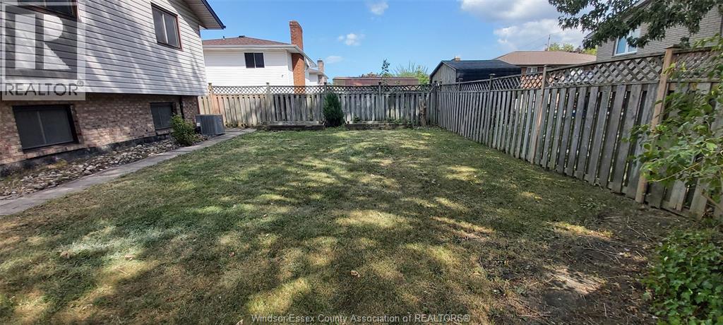 8339 Kingston Crescent, Windsor, Ontario  N8S 4R7 - Photo 47 - 26022601