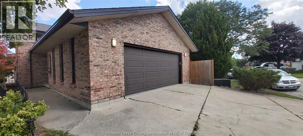 8339 Kingston Crescent, Windsor, Ontario  N8S 4R7 - Photo 50 - 26022601