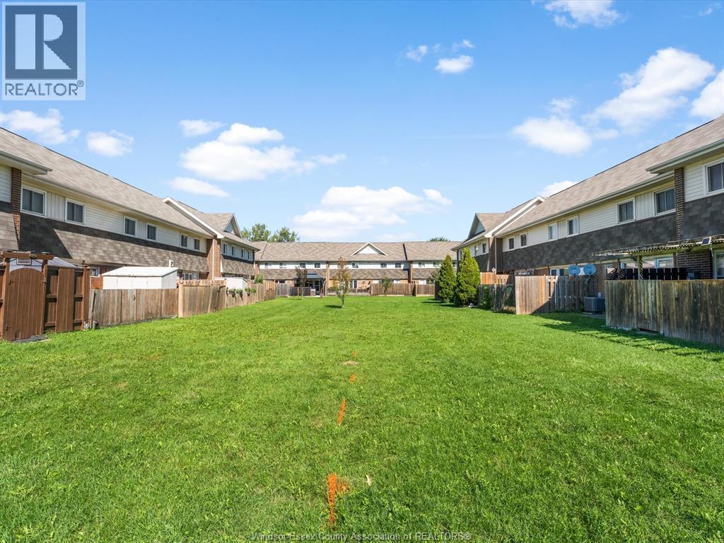 2659 Meadowbrook Lane Unit# 29, Windsor, Ontario  N8T 2Y3 - Photo 33 - 26022596