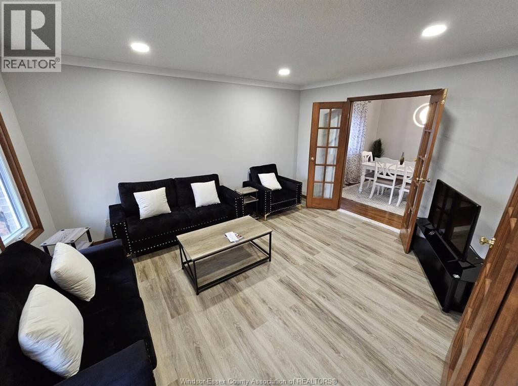 1237 Kenwick Way, Lasalle, Ontario  N9H 2G6 - Photo 3 - 26022481