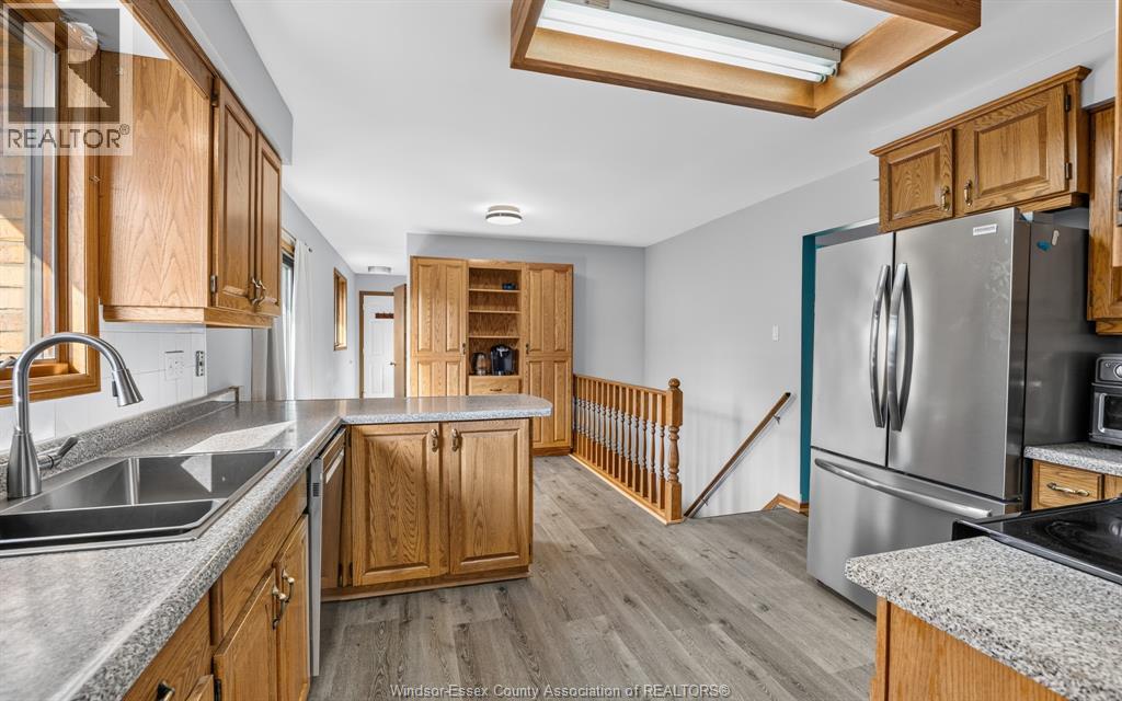 1748 Hebert Street, Tecumseh, Ontario  N8N 4G2 - Photo 13 - 26022376