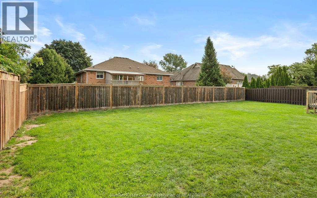 1748 Hebert Street, Tecumseh, Ontario  N8N 4G2 - Photo 30 - 26022376